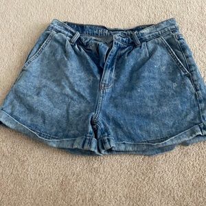 american eagle mom jean shorts size 2
